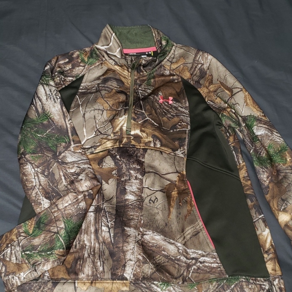 Camo Under Armour sweater